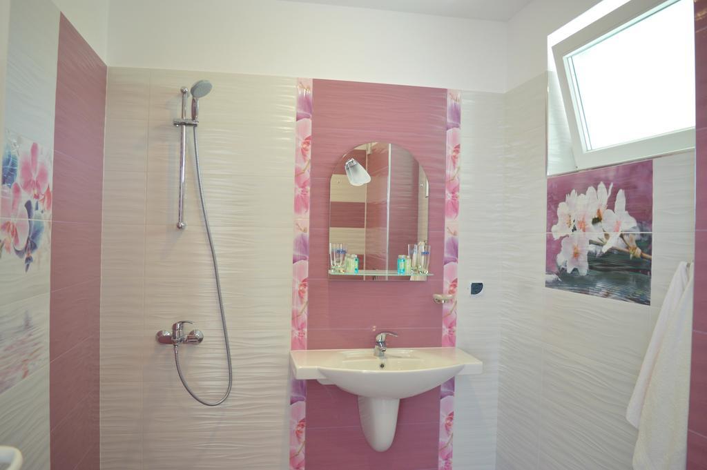 Zafo Hotel سينيموريتس الغرفة الصورة